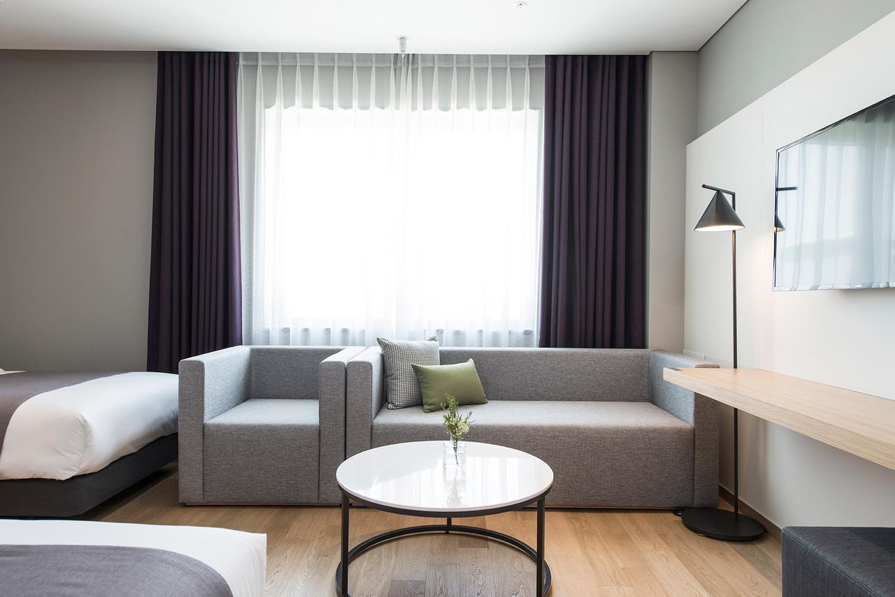 סוואן Alex 72 Hotel מראה חיצוני תמונה